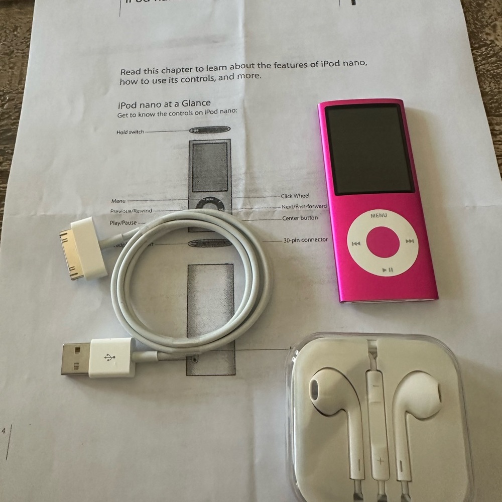 Apple iPod Nano 4th Generation 8gb Pink with New Accessories